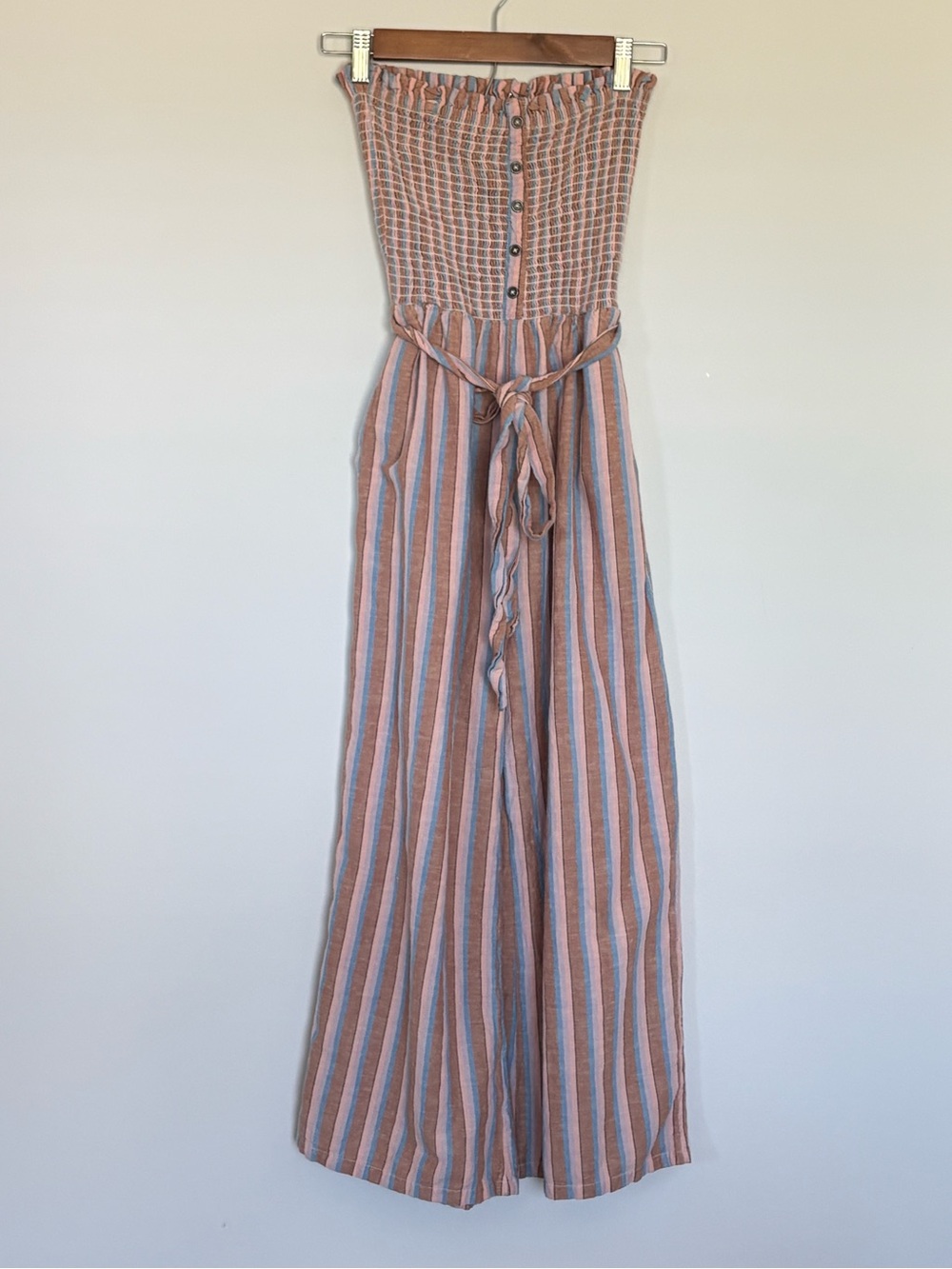 Billabong Striped Strapless Jumpsuit Medium Smocked Bodice Wide Leg Boho Coastal